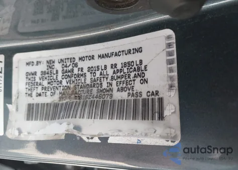 2006 Pontiac Vibe from USA, damaged, VIN 5Y2SL65816Z446079